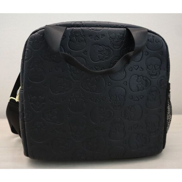 Betsey Johnson TBJ-1309 Black Skull Embossed Domed Insulated Lunch Tote Bag - Picture 2 of 13